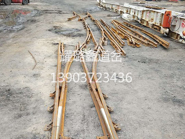 交叉渡線(xiàn)浮放道岔